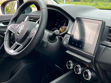 Renault Captur E-TECH Plug-In 160 Intens Vorschaubild 13