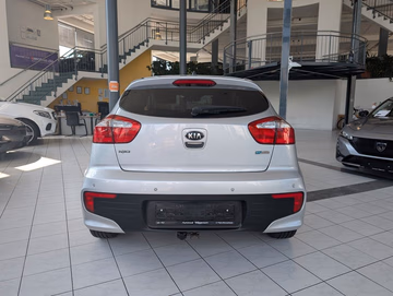 Kia Rio 1.2 Dream Team AHK. SHZ. KLIMA-A. BT Vorschaubild 7