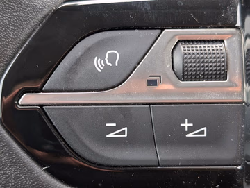 Peugeot 208 Active Business NAVI. PDF. BT Vorschaubild 20