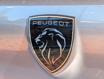 Peugeot 308 Allure PureTech 130 EAT8. NAVI. LED Vorschaubild 6
