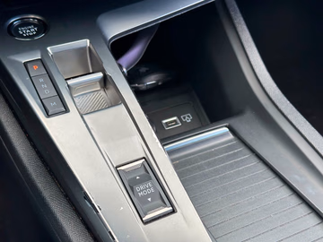 Peugeot 308 Active Pack AUTOMATIK. NAVI. LED. CARPLAY Vorschaubild 21