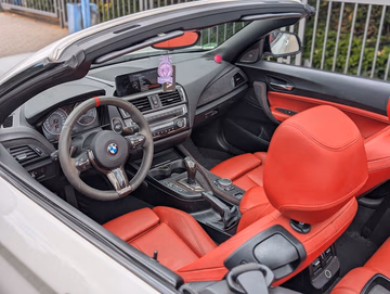 BMW M235 i  Cabrio Schaltwippen. Navi. RFK. Leder. Vorschaubild 8