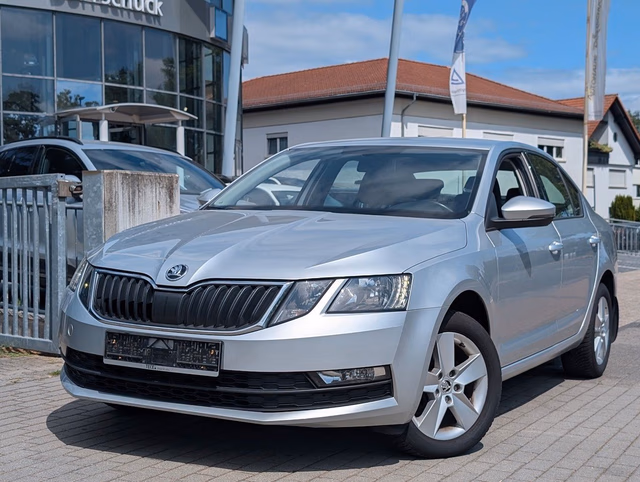 Skoda Octavia Ambition NAVI. SHZ. DSG. CLIMATRONIC Baujahr 2019 (110.549 km, Benzin, 150 PS) - Gebrauchtwagen bei Autohaus Dörrschuck Mainz