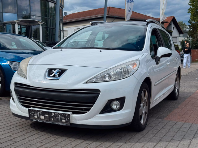 Peugeot 207 Break Premium PANO. SHZ. KLIMA. ALU Baujahr 2010 (193.000 km, Benzin, 120 PS) - Gebrauchtwagen bei Autohaus Dörrschuck Mainz