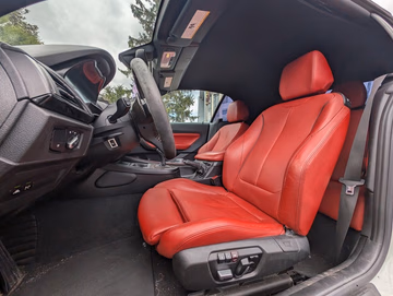 BMW M235 i  Cabrio Schaltwippen. Navi. RFK. Leder. Vorschaubild 14
