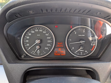 BMW X5 xDrive30d Sportpaket. NAVI. Kamera. SHZ Vorschaubild 16