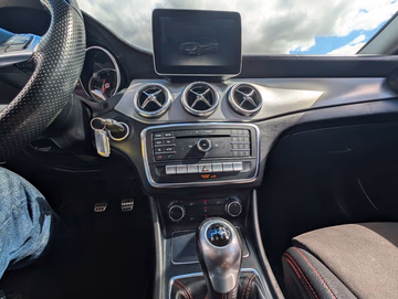 Mercedes-Benz CLA 200 d Shooting Brake AMG Line. NAVI. Kamera Vorschaubild 10