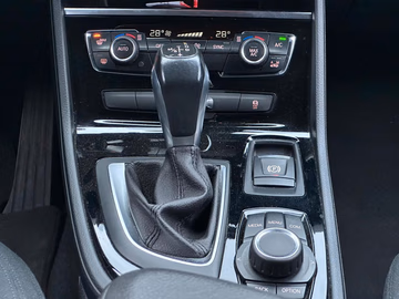 BMW 216d Active Tourer Advantage NAVI. PDC. AUTOM Vorschaubild 14