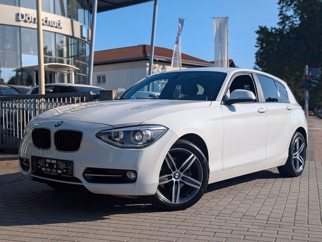 BMW 120d Sport Line NAVI. XENON. PDC. 8-GANG - Foto 1 von 38 - Autohaus Dörrschuck Mainz