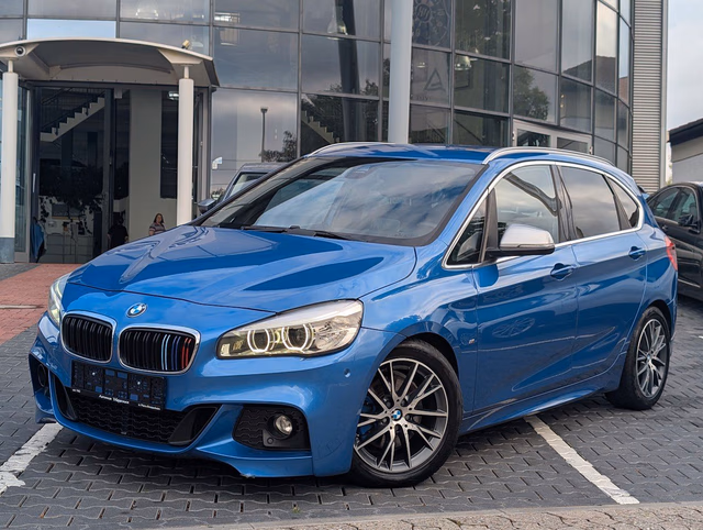 BMW 220d Active Tourer M Sport NAVI. LED. SHZ. HUD Baujahr 2015 (195.300 km, Diesel, 190 PS) - Gebrauchtwagen bei Autohaus Dörrschuck Mainz