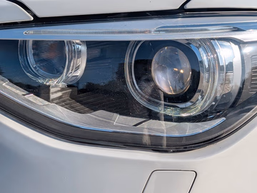 BMW 120d Sport Line NAVI. XENON. PDC. 8-GANG Vorschaubild 9