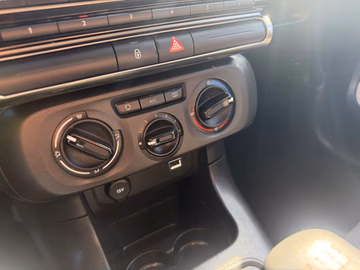 Citroën C3 PureTech 110 Feel S&S LED. TEMPO. SPURASS Vorschaubild 13