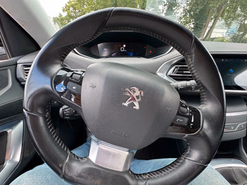 Peugeot 308 SW Active Pack NAVI. PDC. KLIMA AUTO. BT Vorschaubild 10
