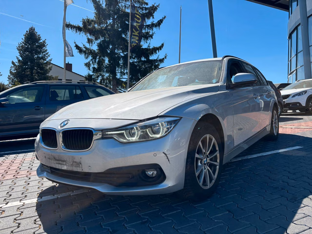 BMW 320d Touring Aut. NAVI. SHZ. LED. PDC Baujahr 2020 (139.600 km, Diesel, 190 PS) - Gebrauchtwagen bei Autohaus Dörrschuck Mainz