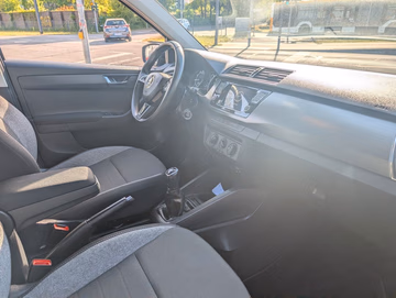Skoda Fabia 1.0 TSI Drive 125. PDC. Kamera. KESSY Vorschaubild 12
