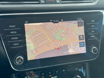 Skoda Superb Ambition *DSG*AHK schwenkbar*NAVI*XENON Vorschaubild 15
