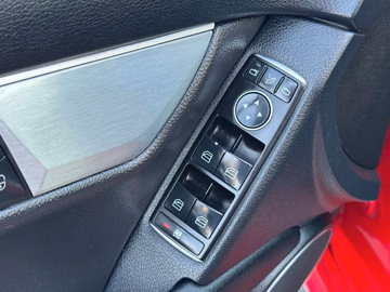 Mercedes-Benz C 350 Avantgarde AMG 4x4. PANO. NAVI. AHK Vorschaubild 16