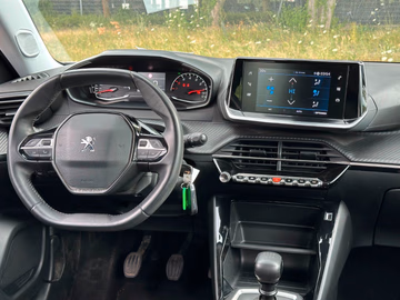 Peugeot 2008 AHK. Kamera. PDC. LED. Klima Vorschaubild 8