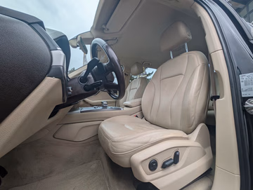 Audi Q7 3.0 TDI quattro NAVI. Kamera. KEYLESS GO Vorschaubild 14