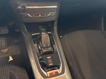 Peugeot 308 SW Active Pack EAT8. NAVI. PDC. BT Vorschaubild 8
