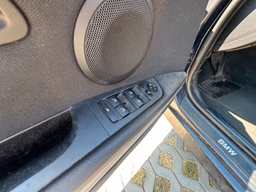BMW 320d Touring Automatik PANO. PDC. SHZ. TEMP Vorschaubild 12