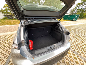 Peugeot 308 Active Pack AUTOMATIK. NAVI. LED. CARPLAY Vorschaubild 6