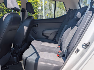 Hyundai i10 Edition+ 43TKM. 5-Türer. CD MP3. ZV Vorschaubild 6