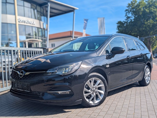 Opel Astra ST Elegance AHK. NAVI. LED. KAMERA Baujahr 2021 (123.600 km, Diesel, 122 PS) - Gebrauchtwagen bei Autohaus Dörrschuck Mainz