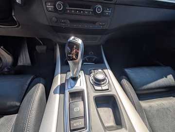 BMW X5 xDrive30d Sportpaket. NAVI. Kamera. SHZ Vorschaubild 15