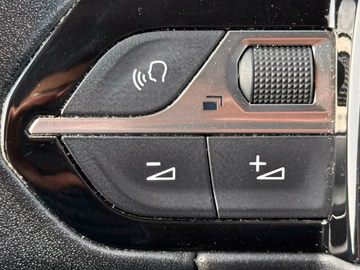 Peugeot 2008 Business Line NAVI. PDC. LED. BT Vorschaubild 20