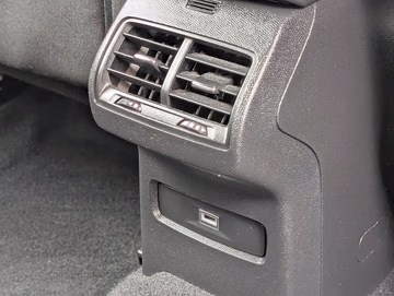 Citroën C4 PureTech 130 Feel. LED. 10-ZOLL. KLIMAAUT Vorschaubild 18
