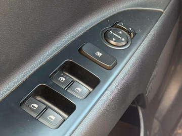 Kia Rio Style DCT. Kamera. KLIMAAUT. CarPlay Vorschaubild 16