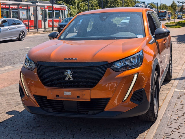 Peugeot 2008 Active Pack. LED. Kamera. KLIMA - Foto 1 von 16 - Autohaus Dörrschuck Mainz