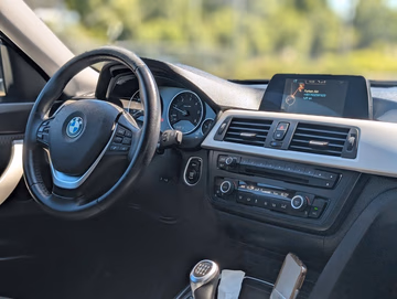 BMW 318d GT NAVI. XENON. PDC. BT. TEMPOMAT Vorschaubild 20