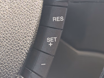 Ford Focus CC Titanium 2.0. SHZ. XENON. KEYLESS Vorschaubild 24