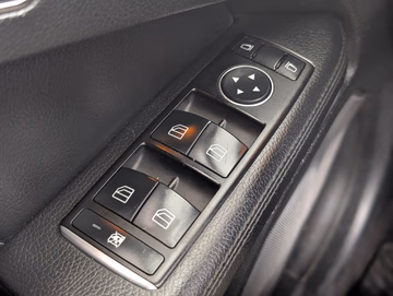 Mercedes-Benz E200 Avantgarde Leder LED PDC Navi ab 149€/Monat Vorschaubild 18
