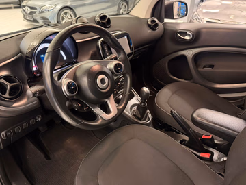 Smart fortwo passion NAVI SHZ MEDIA LEDER TEMPOMAT Vorschaubild 8