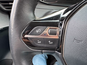 Peugeot 208 Active Pack NAVI. LED. PDC. BT Vorschaubild 11