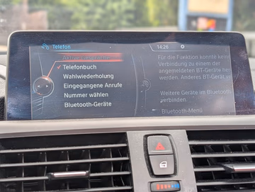 BMW M235 i  Cabrio Schaltwippen. Navi. RFK. Leder. Vorschaubild 31