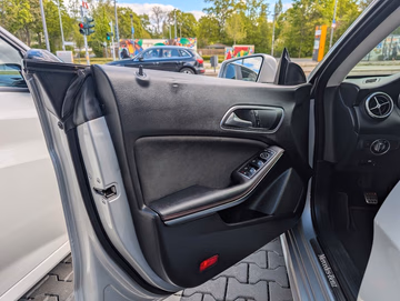 Mercedes-Benz CLA 200 d Shooting Brake AMG Line. NAVI. Kamera Vorschaubild 8