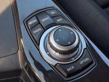 BMW 120d Sport Line NAVI. XENON. PDC. 8-GANG Vorschaubild 38