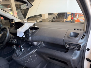 Peugeot Partner Pro L2 Vorschaubild 13