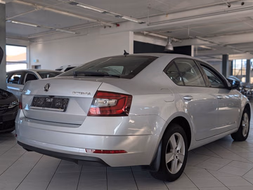 Skoda Octavia Ambition NAVI. SHZ. DSG. CLIMATRONIC Vorschaubild 5