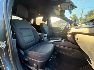 Ford Kuga ST-Line 1.Hand. NAVI. Kamera. SHZ Vorschaubild 10