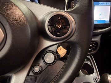 Smart fortwo passion NAVI SHZ MEDIA LEDER TEMPOMAT Vorschaubild 15