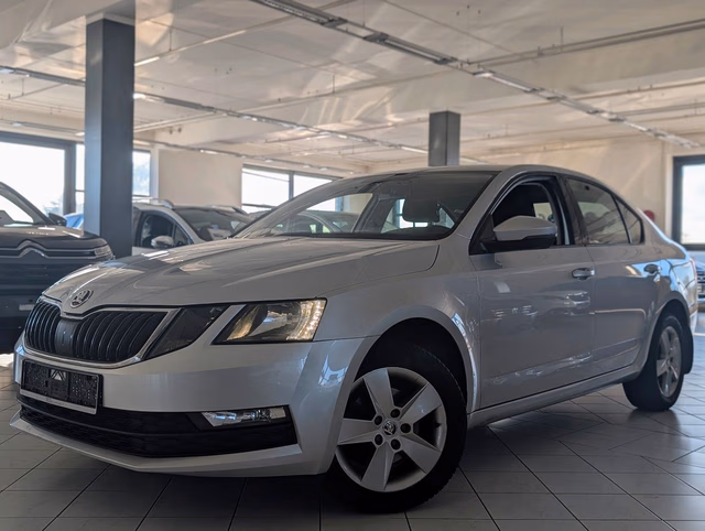 Skoda Octavia Ambition NAVI. SHZ. DSG. CLIMATRONIC - Foto 1 von 37 - Autohaus Dörrschuck Mainz