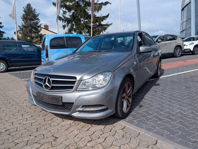 Mercedes-Benz C 180 CDI Classic NAVI. PDC. AUTOMATIK Baujahr 2012 (132.100 km, Diesel, 120 PS) - Gebrauchtwagen bei Autohaus Dörrschuck Mainz