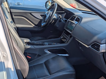 Jaguar F-PACE R-Sport AWD 4x4 Sitzh. MOTOR NEU!!! Vorschaubild 9