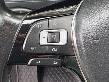 Volkswagen T6 Multivan Comfortline AHK. SHZ. NAVI. Kamera Vorschaubild 17