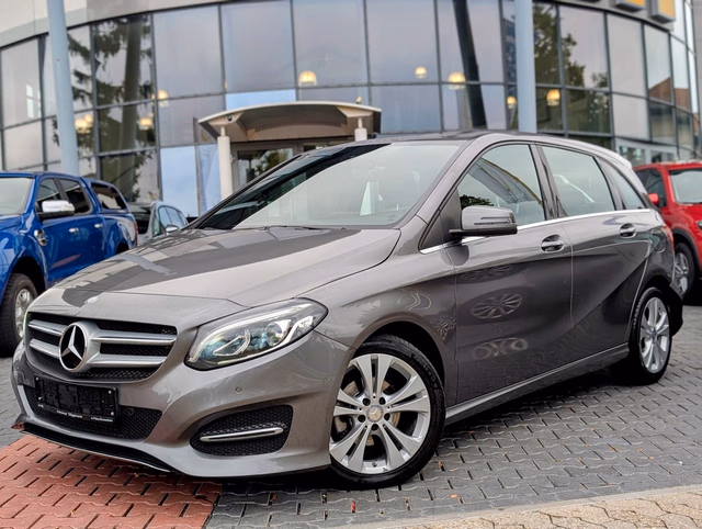 Mercedes-Benz B 180 d Urban*NAVI*LED*AUTOMATIK*KAMERA*P-ASSIST Baujahr 2015 (97.315 km, Diesel, 109 PS) - Gebrauchtwagen bei Autohaus Dörrschuck Mainz
